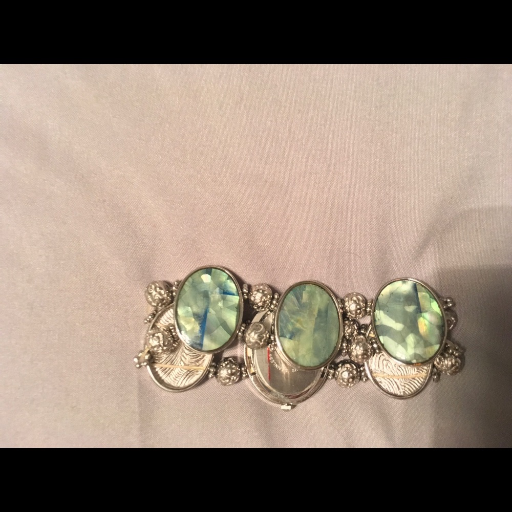 Watch - Picture 4 of 4
